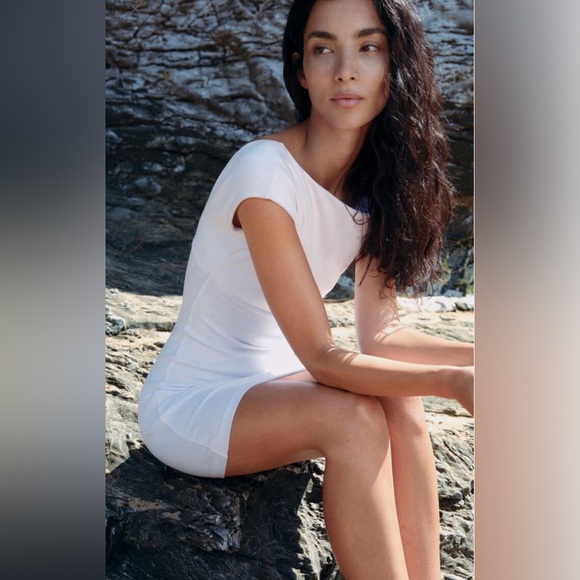 ZARA - NWTs Open Back Form Fitting Short White Dress - XS - Picture 2 of 6